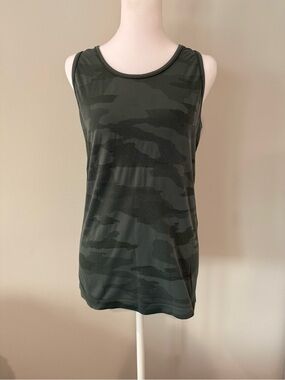 Athleta Olive Green Camo Racerback Tank. Size M